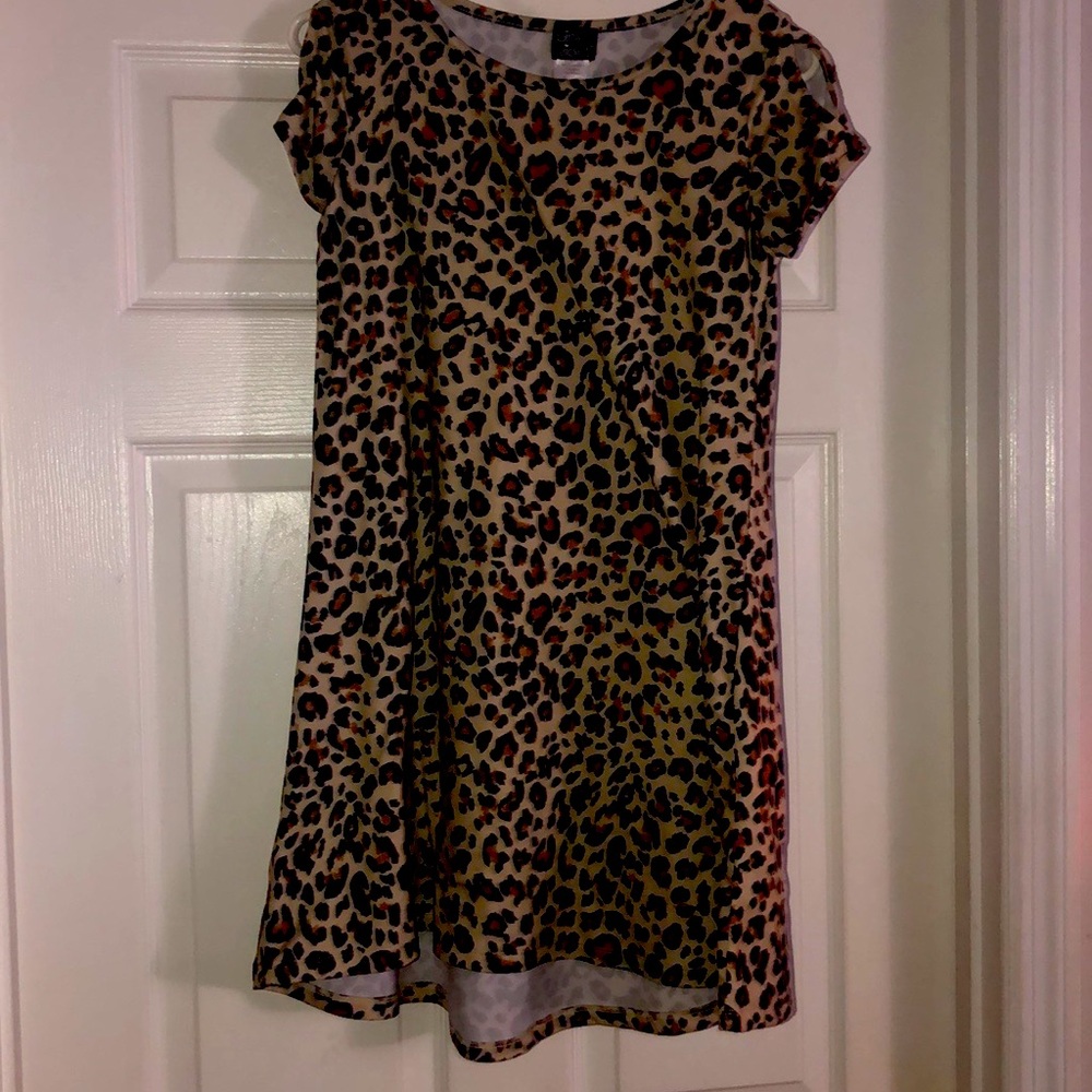 This is a leopard dress for girls, size 14-16